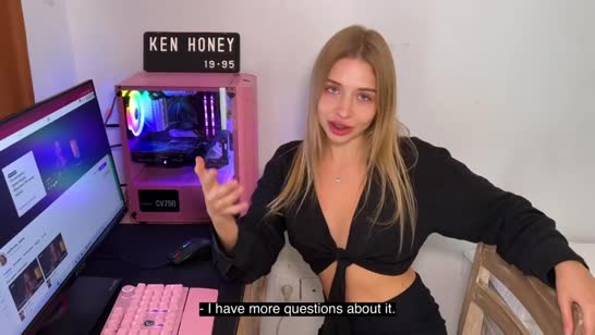 Сводный брат уболтал сестру геймершу попробовать его стояк