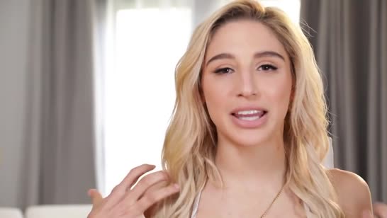 Жопастая Abella Danger наслаждается двойным сексом
