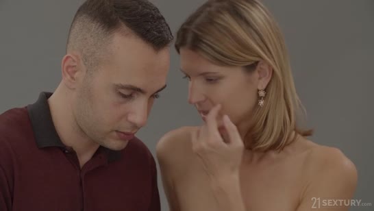 Хрупкая Джина Джерсон справляется с большими размерами 1