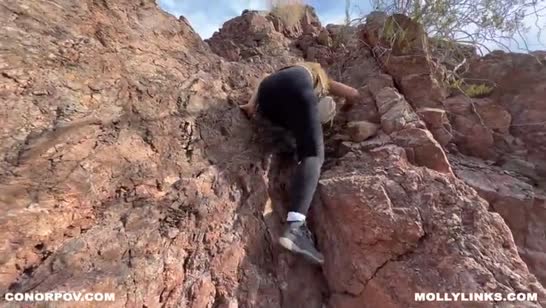 Взобрались на вершину и решили отметить это сексом 1